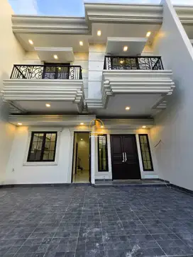 Rumah Baru Classic Modern Non Komplek Di Duren Sawit Jakarta Timur