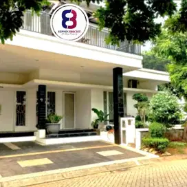 Rumah hoek Emerald View Bintaro Jaya Area Premium