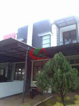 Dijual Rumah Raffles Hills Cibubur