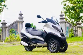 Piaggio vespa MP3 Forza GT200 xmax