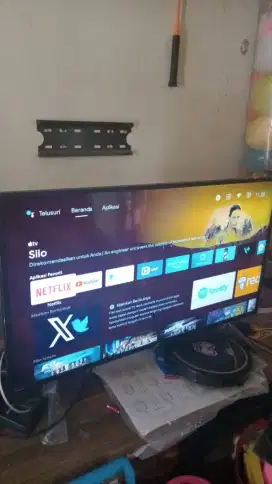 Smart tv led 40 inch kondisi istimewa