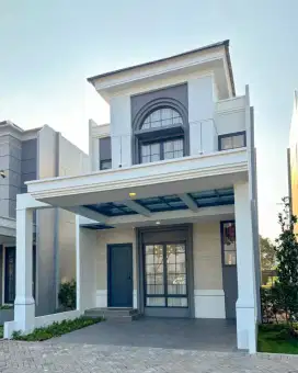 Vicente [Rumah Klasik Modern]