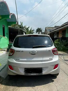 Hyundai Grand i10 2015 GLS (Type tertinggi)
