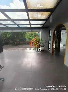 Disewakan Gedung Kantor Luas & Strategis di Tengah Kota
