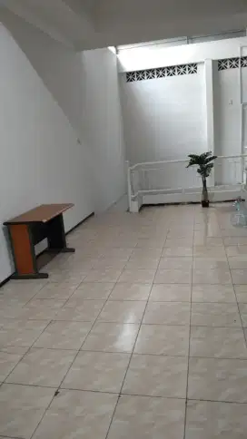 Di jual meja kantor dan kursi kantor