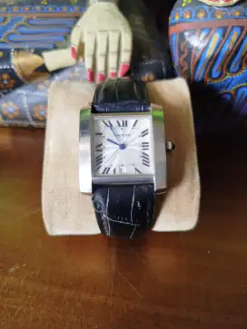 Jam merk cartier