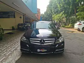 Mercedes C200 AVG 2013 Facelift Hitam Terawat NIK 2013 Mercy Benz CGI