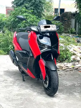 Yamaha Xmax 250cc ABS seperti BARU