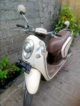 Dijual Honda Scoopy 2015