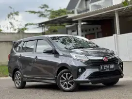 LOW KM! LIKE A NEW! Sigra R Deluxe MT 2020 Abu-Abu