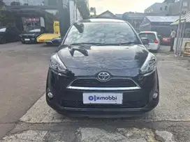 [OLX Mobbi] Toyota Sienta Putih 1.5 V Bensin-MT 2016 WOP