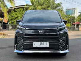 Toyota Voxy 2,0 AT 2022 “KM 14rb” Pajak Baru bisa TT / Dp Min