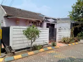 Rumah Strategis Siap Huni di Villa Gading Harapan Bekasi KPR J-21501