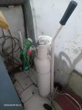 Tabung oksigen 1M kondisi 95%