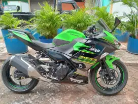 Dijual harga Termurah Kawasaki Ninja 250 Tahun 2018