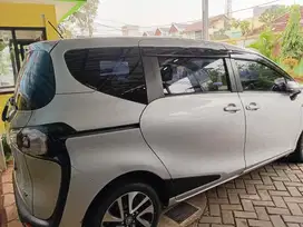 Toyota Sienta 2017 Bensin