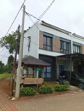 Jual Murah Hook The Boulevard Parung Fasilitas Kolam Renang