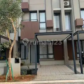 Rumah di Tabebuya Bsd City Furnished