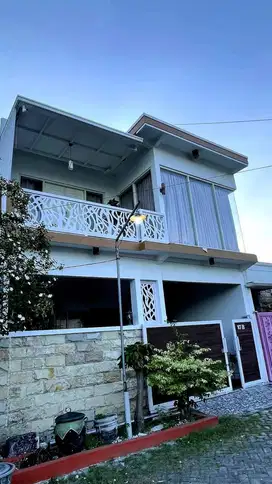 DI JUAL RUMAH CANTIK FULL FURNISHED POLDA WAGE SIDOARJO JAWA TIMUR