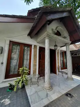 Dijual Rumah 1 1/2 Lantai di Giriloka 1 BSD