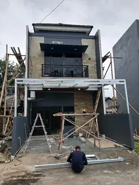 jual rumah mewah Pekayon Kalisari Jakarta Timur
