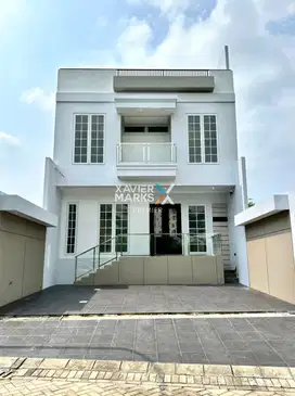 Dijual Rumah Baru di Araya Golf, Araya, Malang