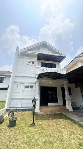 Disewakan rumah Rapih Di Kota wisata.