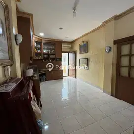 DIJUAL VILLA KOMPLEK CEMARA ASRI (Anthony)
