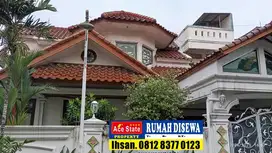 Rumah Bagus full furnished di dalam komplek di Pejaten JakSel