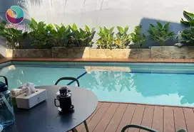 Dijual cepat rumah lengkap dengan pool di kota wisata