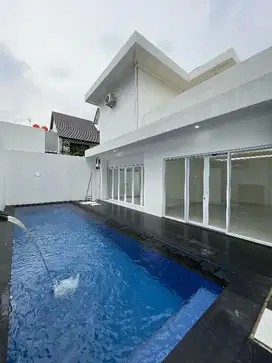 Rumah Baru Private Pool Jual Cepat di Pejaten Barat Jaksel