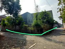 Tanah sangat strategis popongan mlati barat kampus UGM