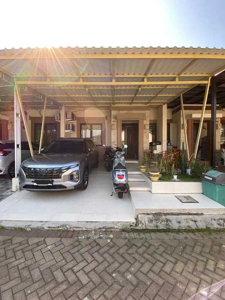 Dijual Rumah 1,5 Lantai Semi Furnished