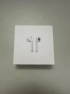 Airpods Gen 2 - 1 Tahun Pemakaian