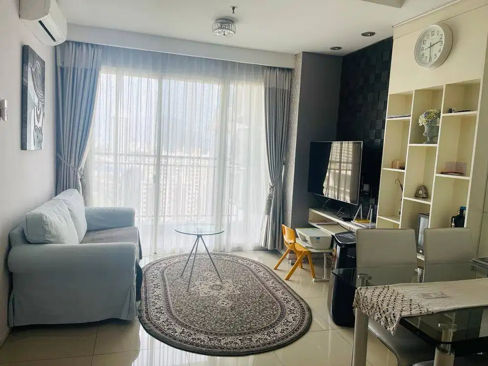 Sewa 3 Bedrooms Apartemen Thamrin Residence Furnish