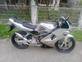 Ninja ZX cbu silver asli