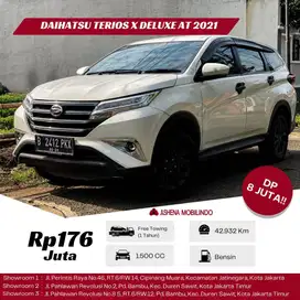 Daihatsu Terios X Deluxe CVT Automatic 2021 - Putih / White