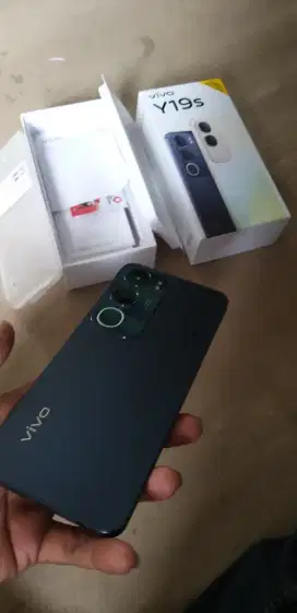 Vivo Y19s 4+4/128 bekas rasa baru
