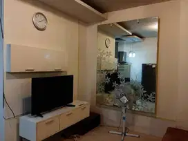 Sewa 1 Bedrooms Apartemen Cosmo Residence Furnish