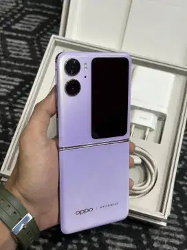 Oppo Find N2 flip 8/256 fullset sampe nota pembelian ada.