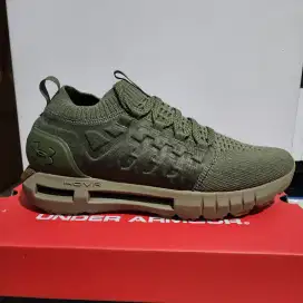 Sepatu Under Armour HOVR Phantom 1 (reissue) Original BNIB no. 43