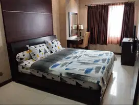Sewa 2 Bedrooms Apartemen Cosmo Mansion Furnish