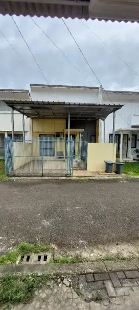 Dijual murah/cepat rumah SHM dekat ke bsdintermoda mall,stasiun cisauk
