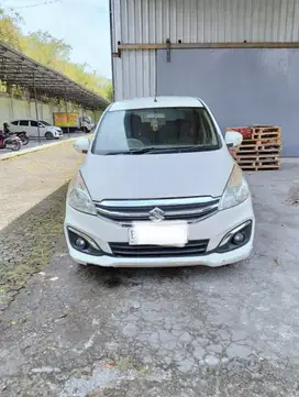 Dijual Mobil Ertiga Diesel 2016