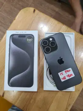 Iphone 15 pro 128gb black ex ibox like new !!