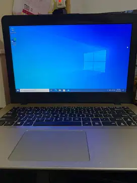 asus vivobook a442uq RAM 16 /930GB i7-7500U CPU laptop gaming autocad