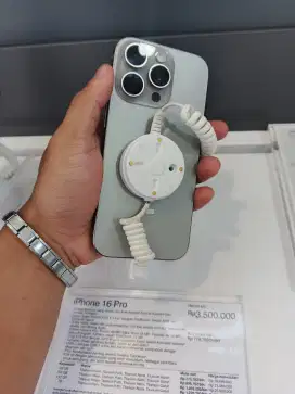 Bisa Kredit iPhone 16 Pro, Garansi resmi iBox hanya cukup KTP