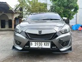 Datsun GO tiga baris