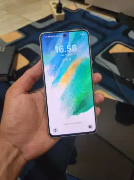 Samsung s21 fe 5G 8/256 gb