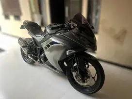 Motor Kawasaki Ninja 250 fi